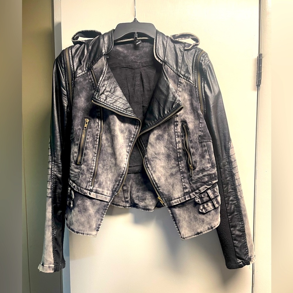 Women’s Black jacket